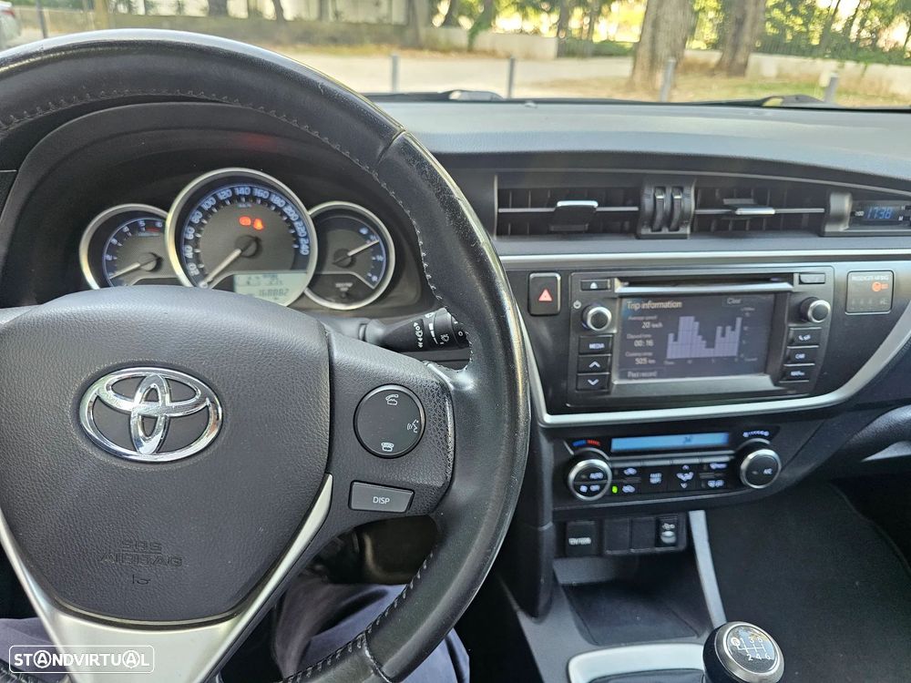 Toyota Auris 1.4 D-4D Comfort+Navi - 13