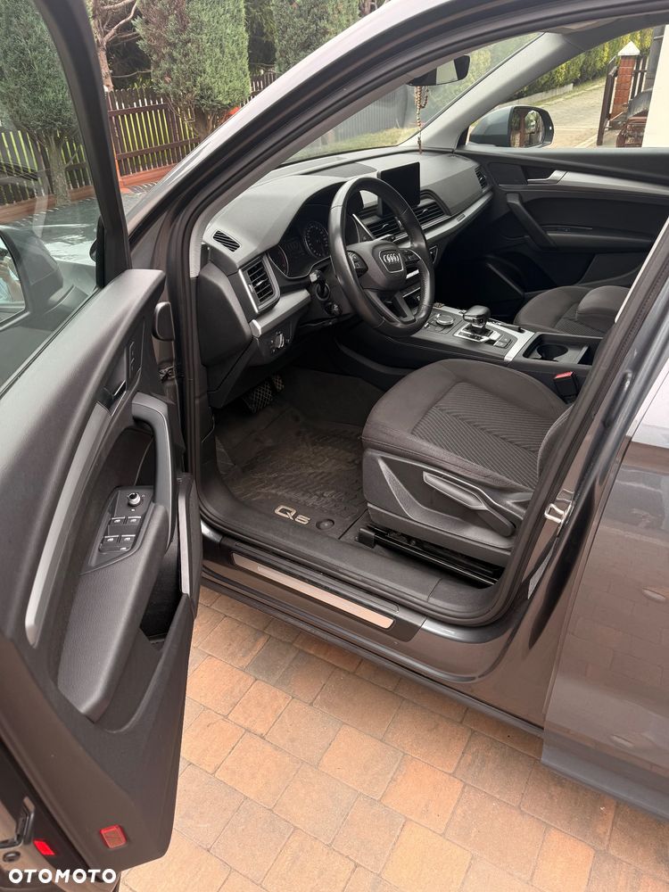 Audi Q5 35 TDI Quattro S tronic - 9