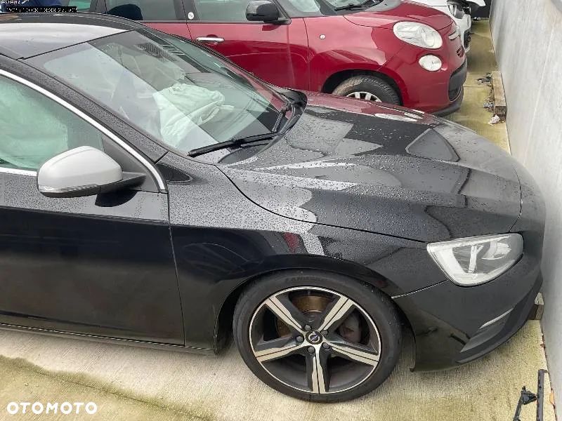 Volvo V60 D2 Drive-E R-Design Momentum - 4