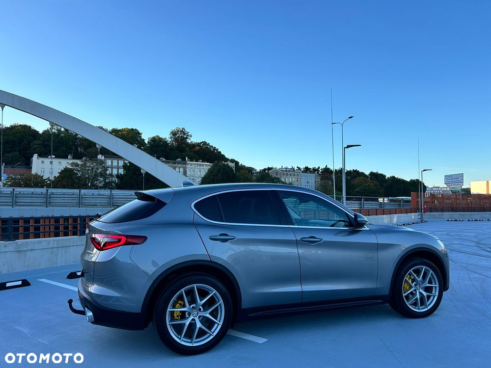 Alfa Romeo Stelvio 2.0 Turbo First Edition Q4 - 15