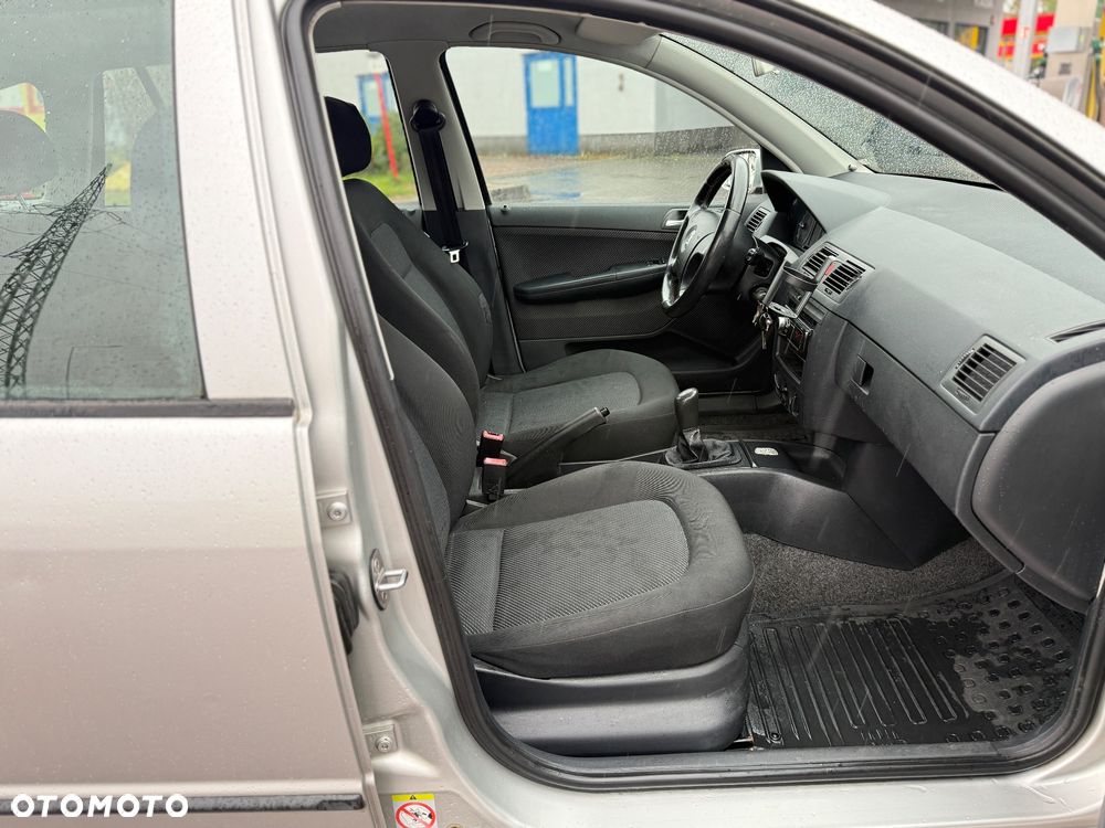 Skoda Fabia - 14