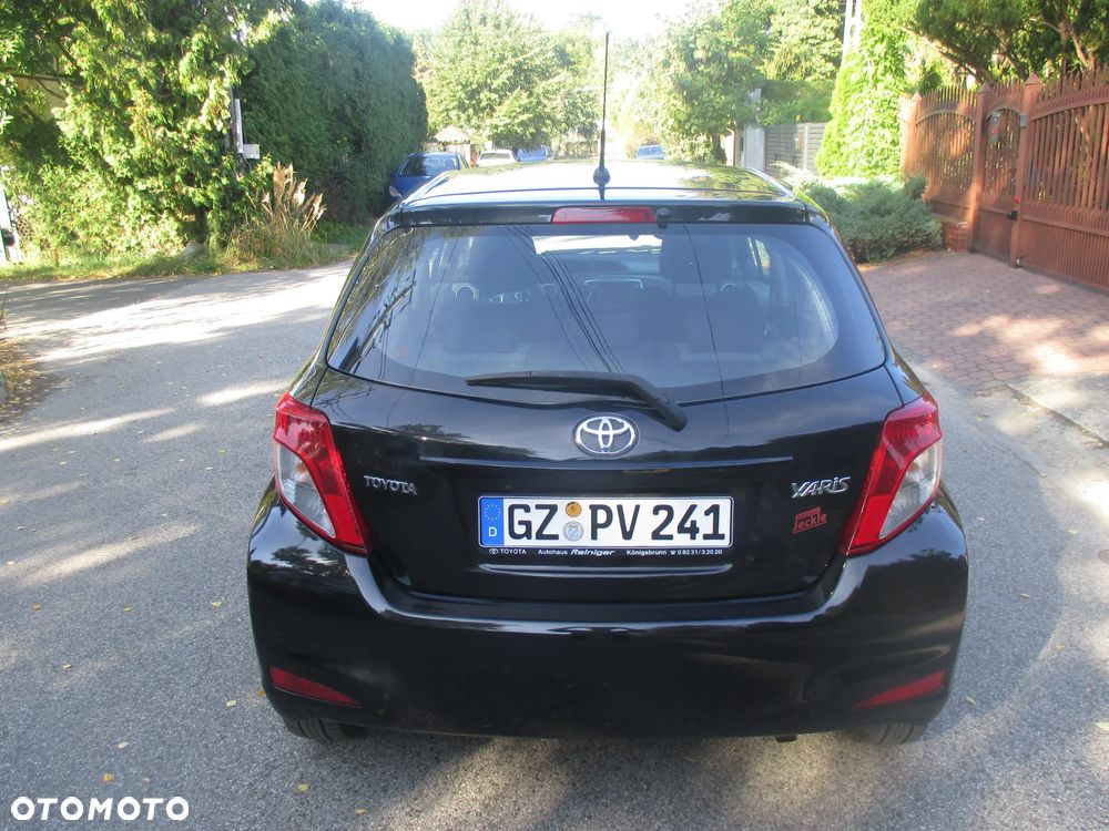 Toyota Yaris 1.33 Active - 4