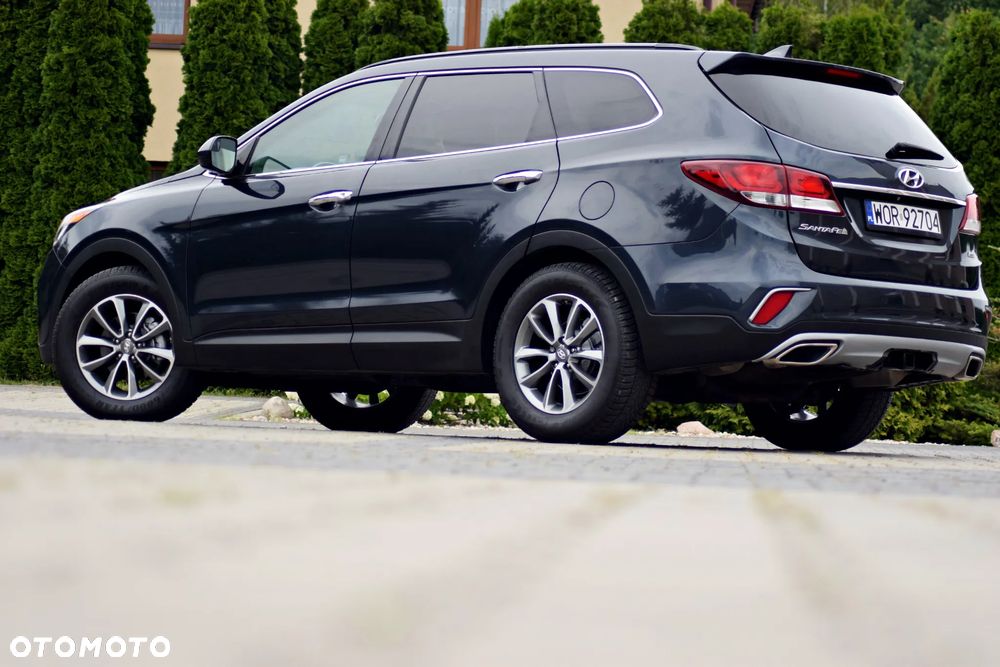Hyundai Santa Fe - 10