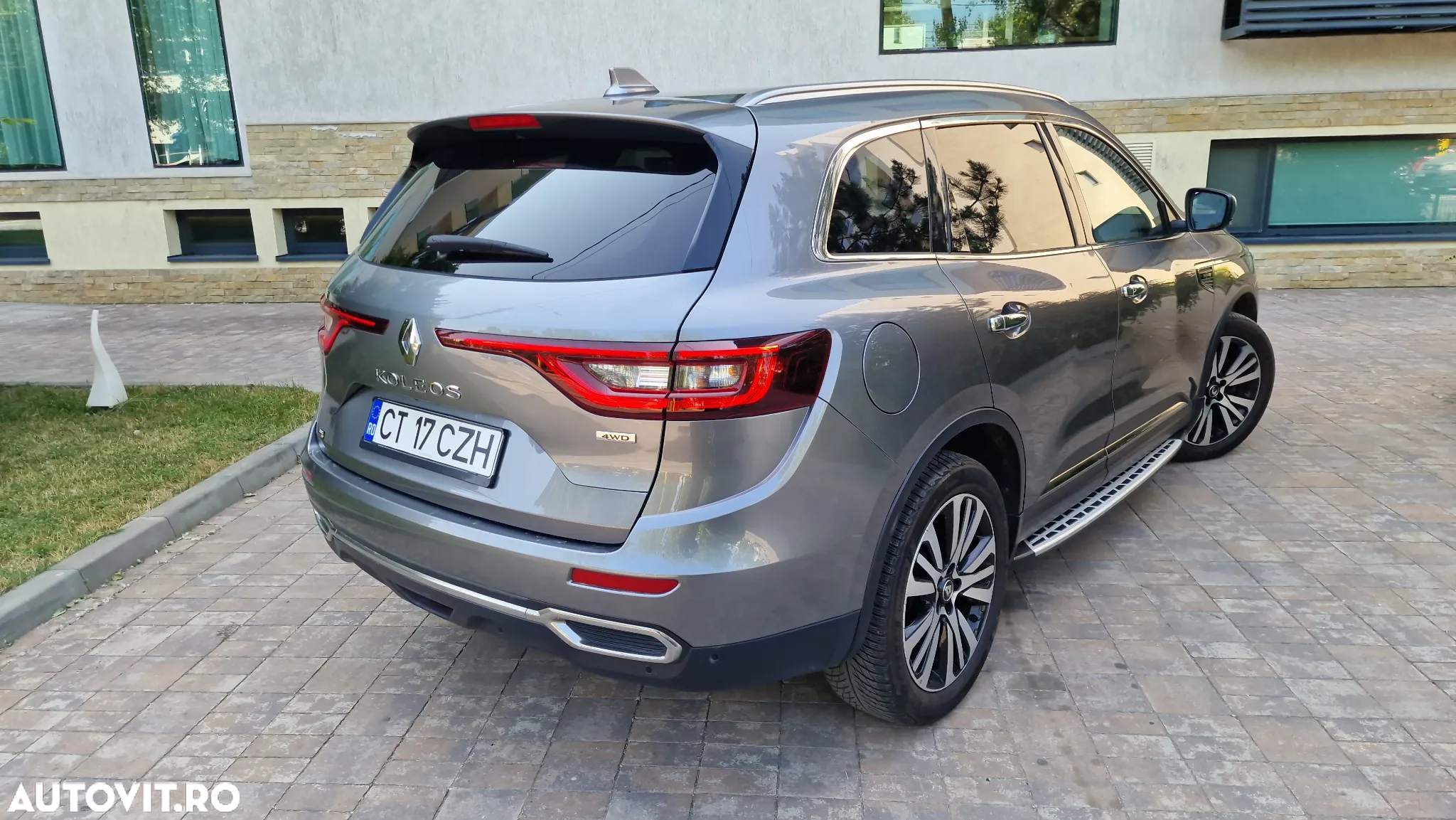 Renault Koleos BLUE dCi X-Tronic 4WD Initiale Paris - 12