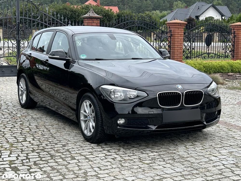 BMW Seria 1 116i - 24