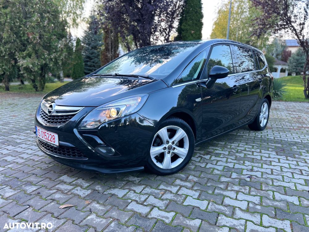 Opel Zafira 1.6 CDTI ECOTEC Start/Stop Cosmo - 2