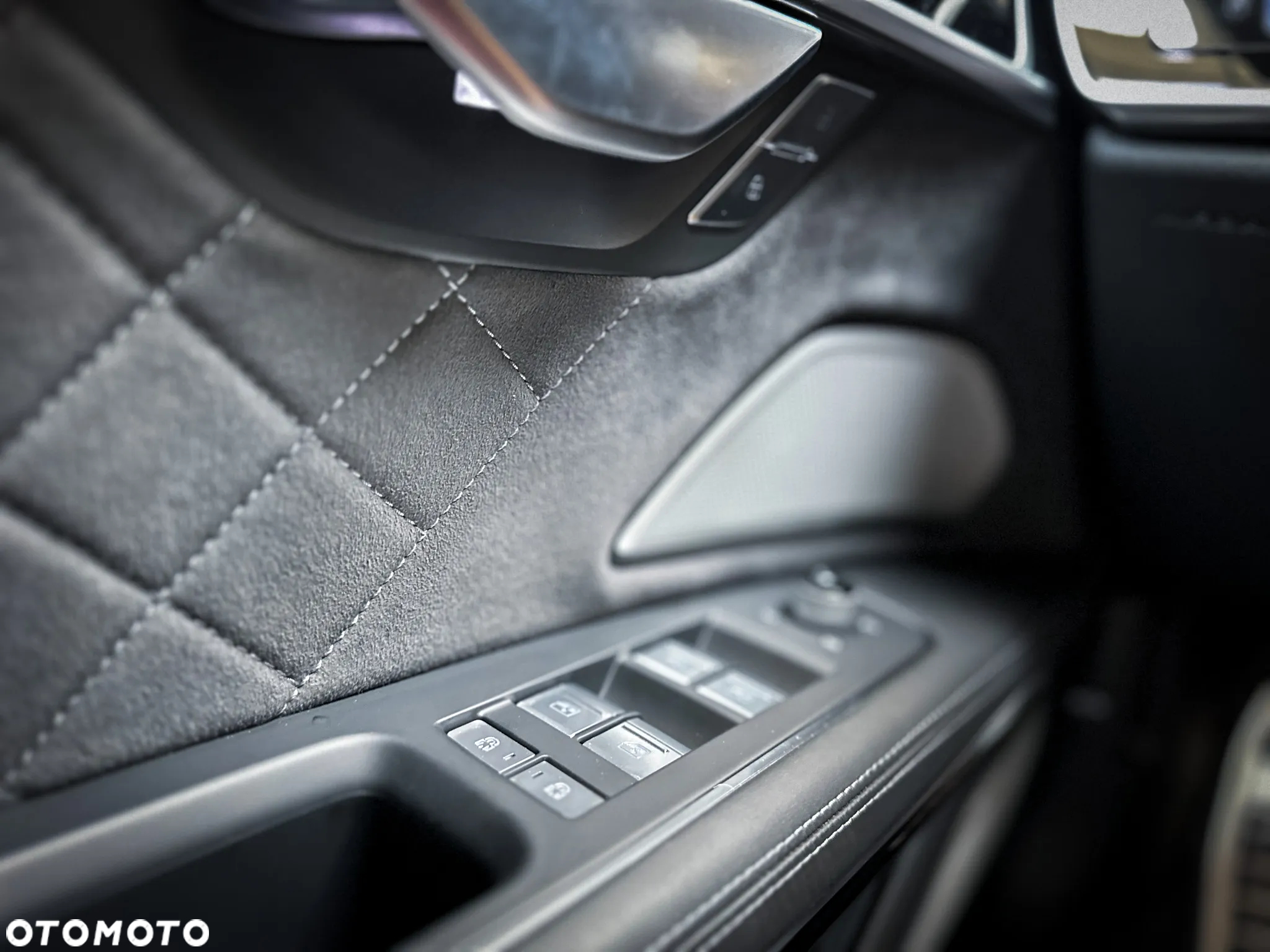 Audi S8 TFSI quattro tiptronic - 18