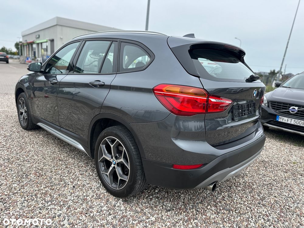 BMW X1 sDrive18d Sport Line - 3