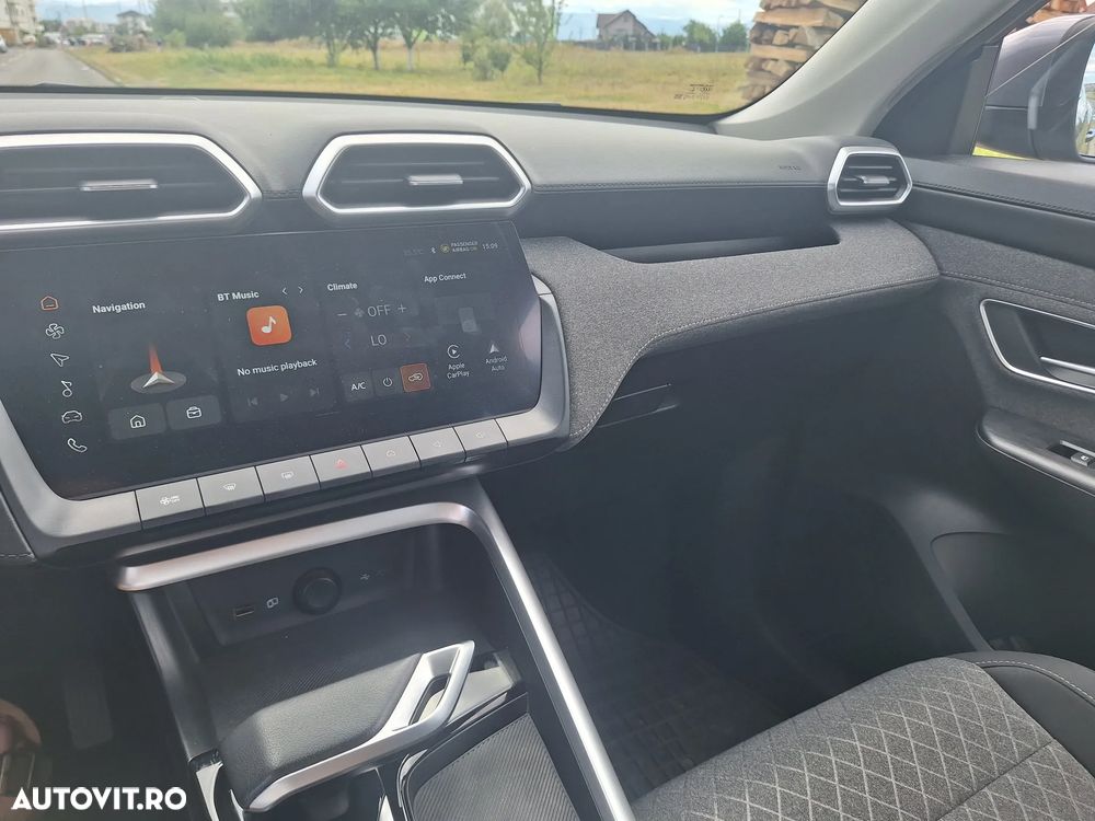 MG ZS HEV 1.5 GSI AT Excite - 12