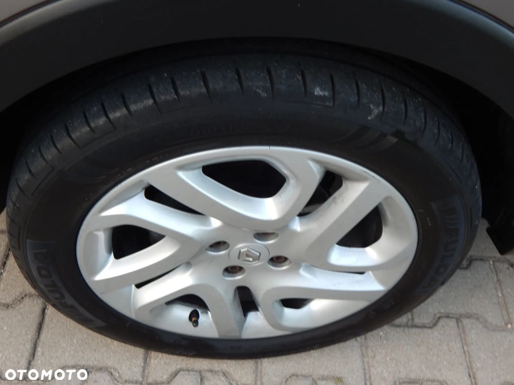 Renault Captur (ENERGY) TCe 90 LIMITED - 32