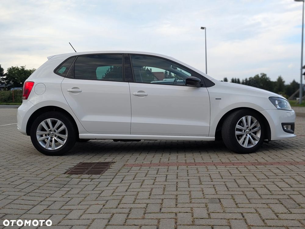 Volkswagen Polo 2013 photo 4