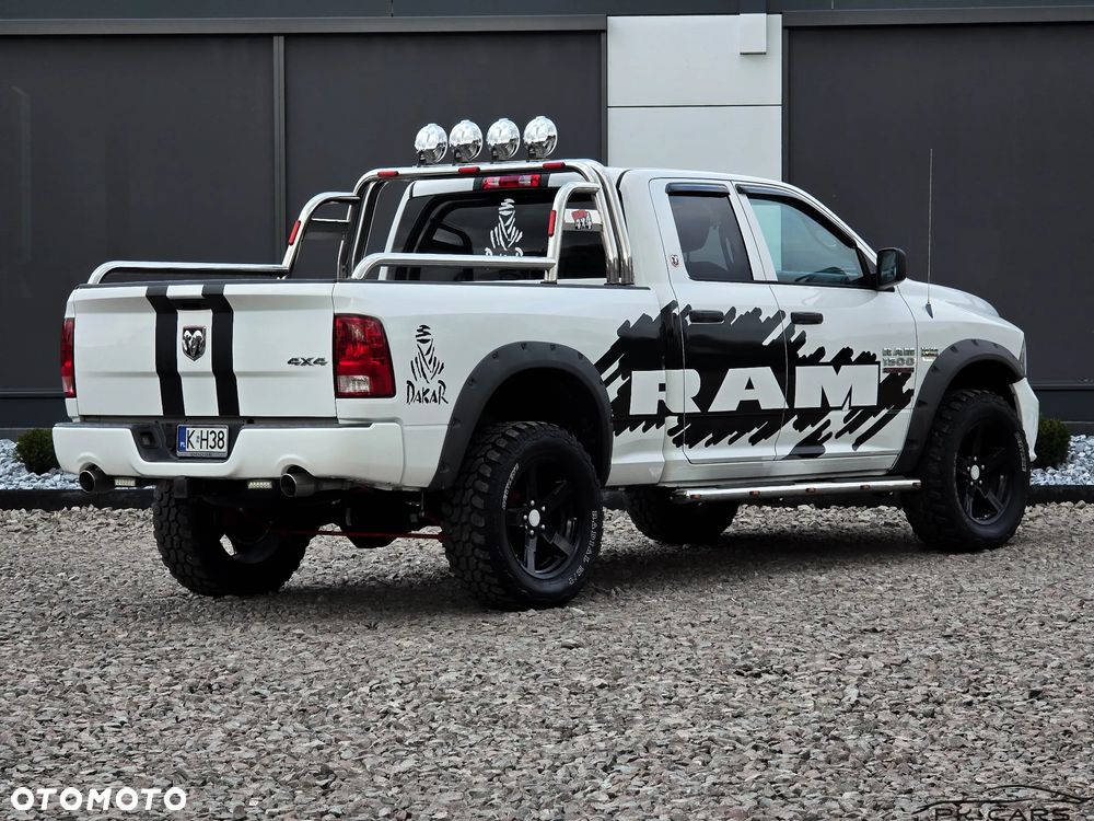 Dodge RAM 1500 5.7 4x4 - 16