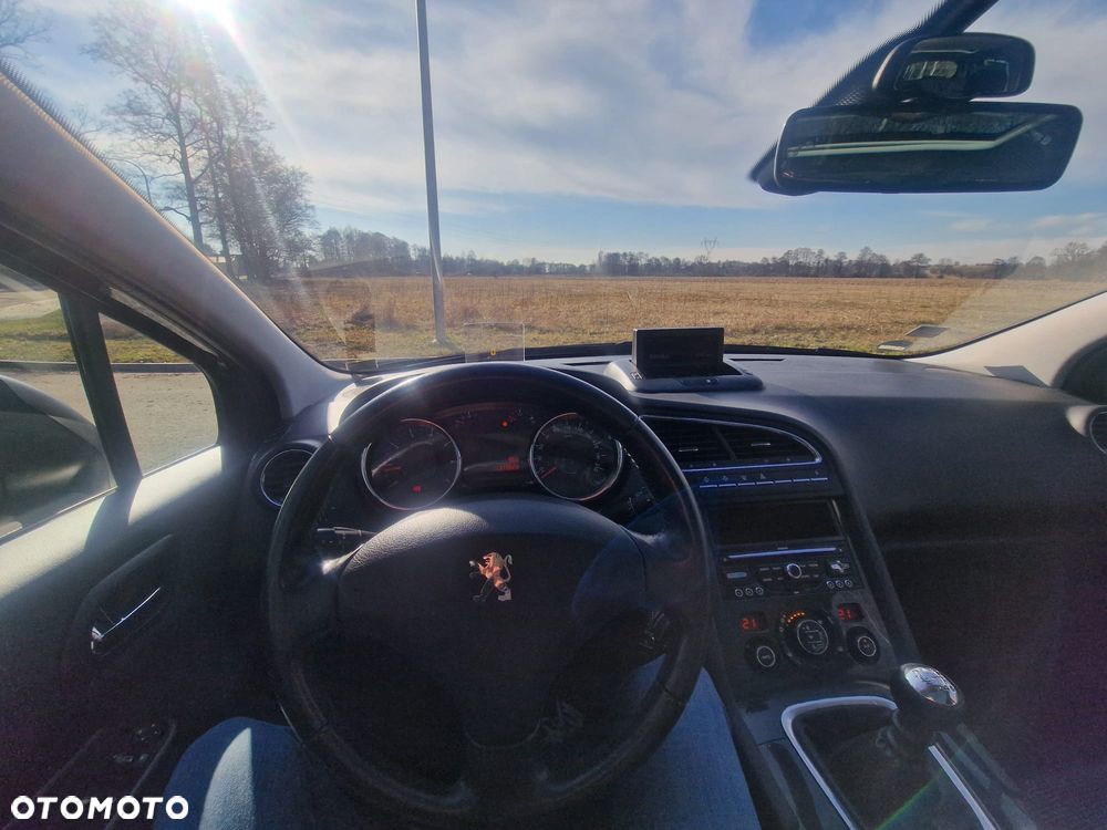 Peugeot 5008 155 THP Premium - 9