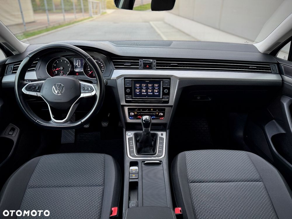 Volkswagen Passat 1.5 TSI EVO Business - 5
