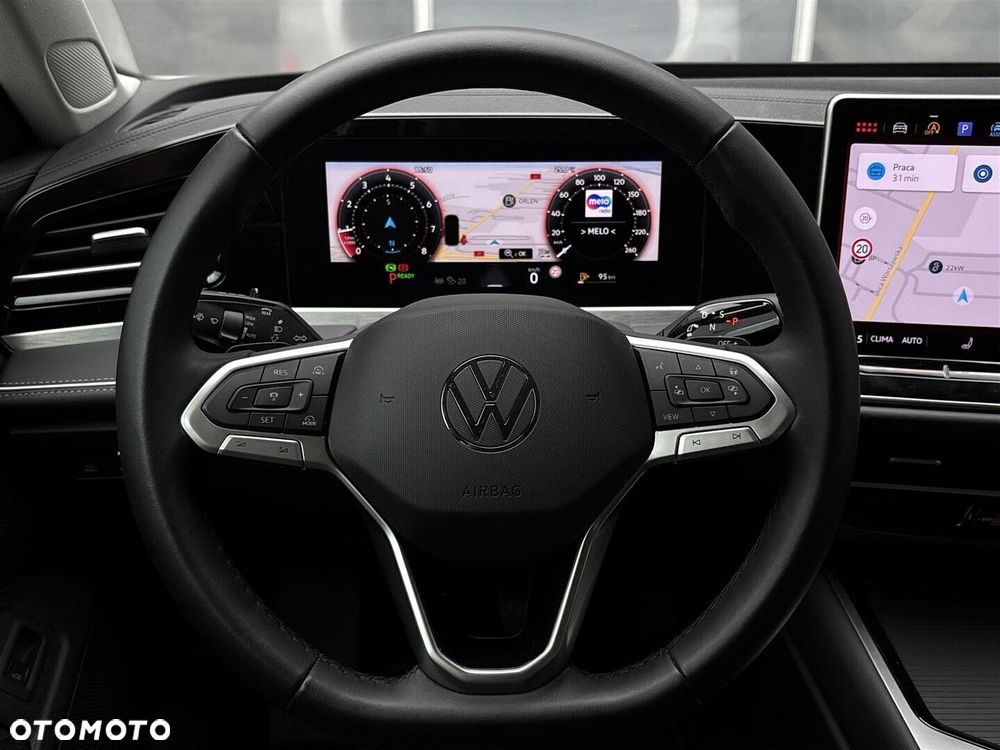 Volkswagen Passat - 15
