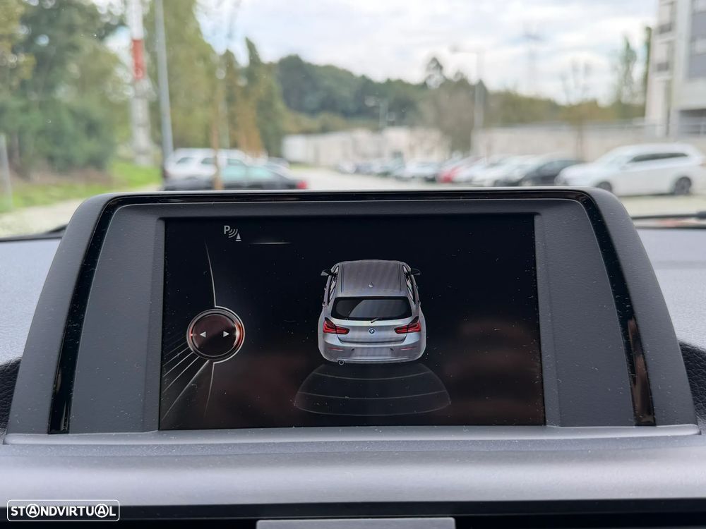 BMW 118 i Advantage - 32