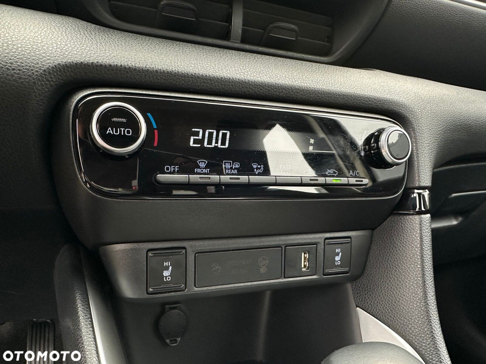 Toyota Yaris - 28