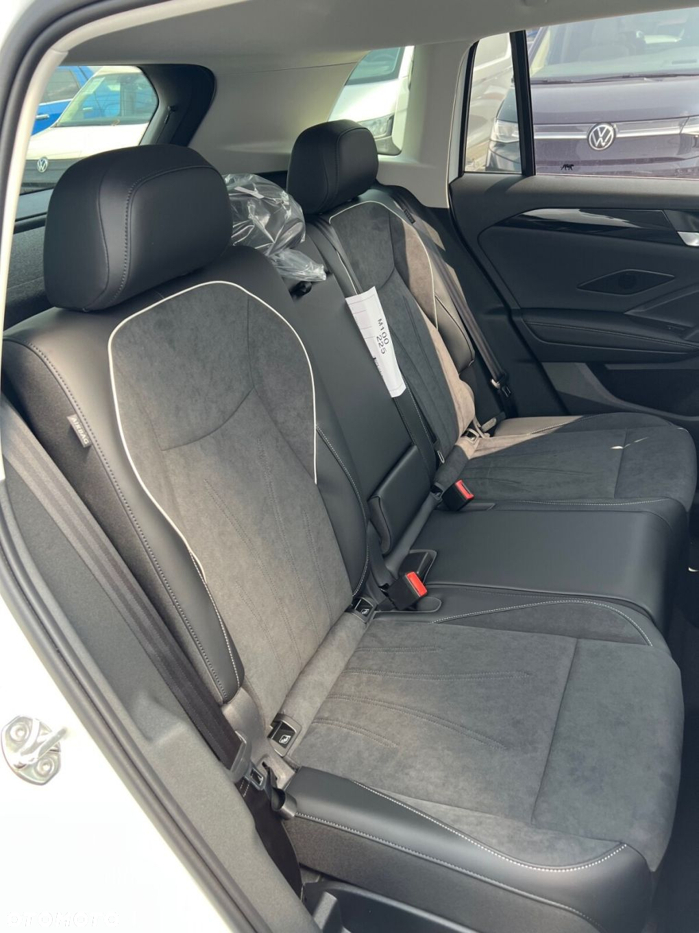 Volkswagen Tiguan 2.0 TDI Elegance DSG - 8