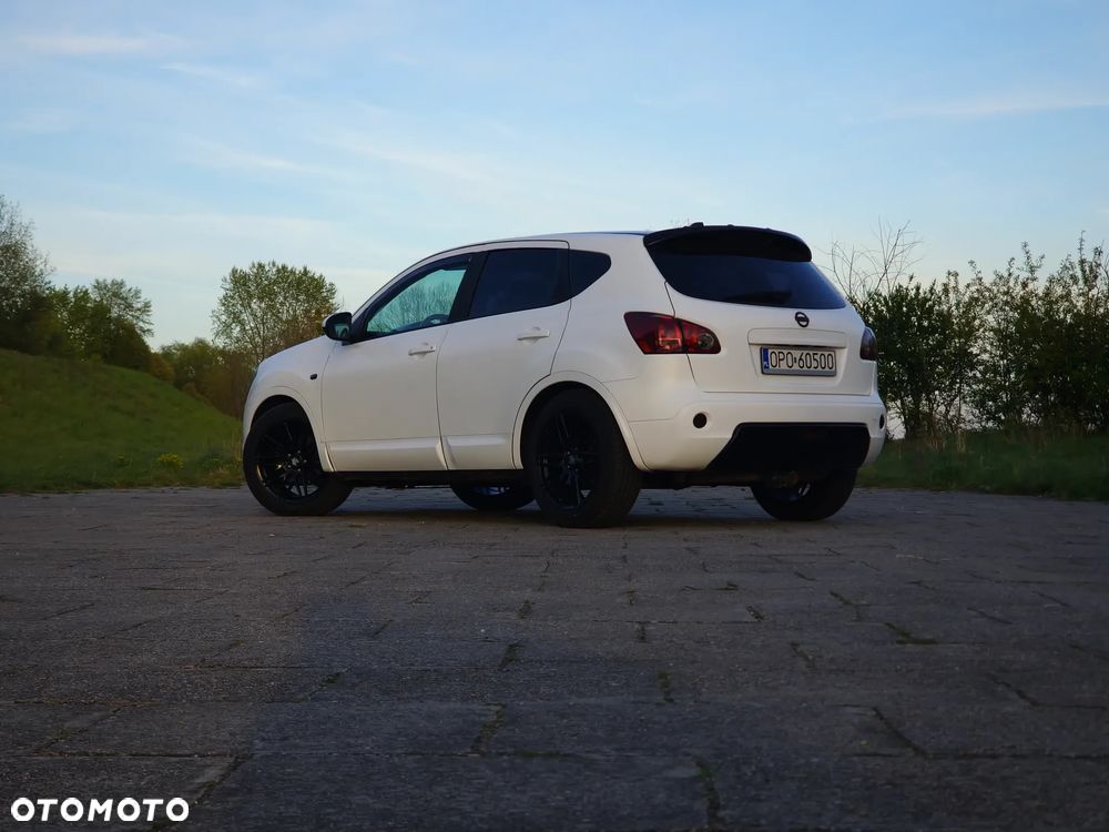 Nissan Qashqai 2.0 4x4 Tekna - 5