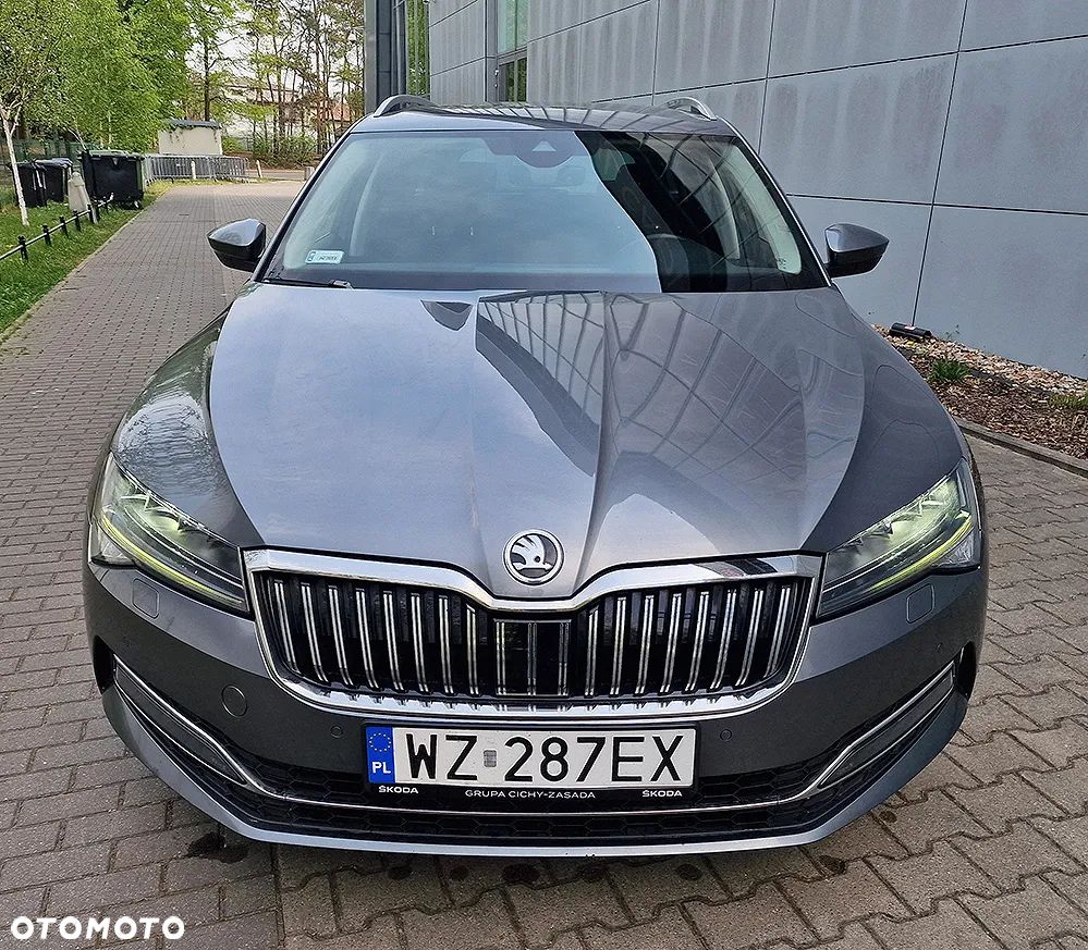 Skoda Superb 2.0 TDI SCR Style DSG - 9