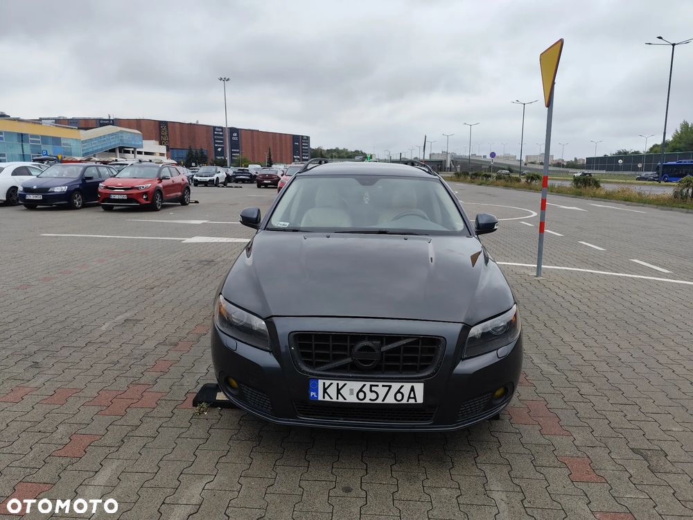 Volvo V70 2.0D Summum - 2