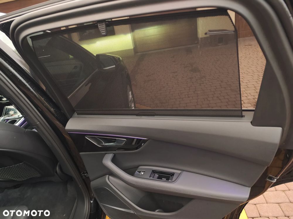 Audi Q7 55 TFSI mHEV Quattro S Line Tiptr - 22