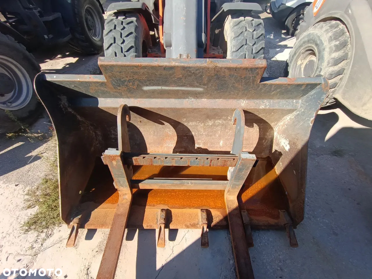 Hitachi ZW95 - 5
