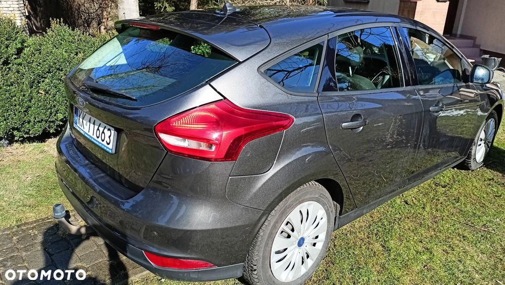 Ford Focus 1.6 SYNC Edition - 4