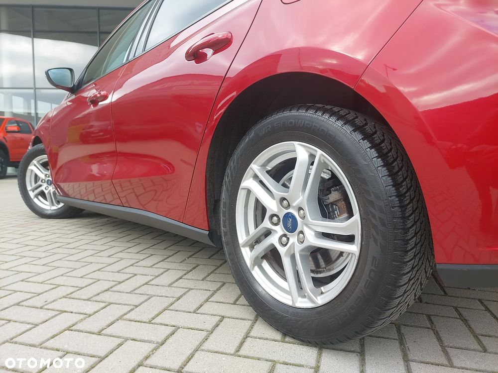 Ford Focus 1.0 EcoBoost Trend Edition Business - 12