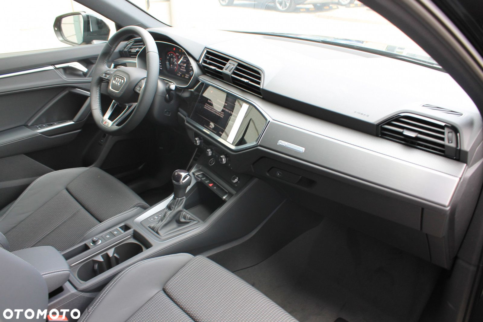 Audi Q3 Sportback - 14