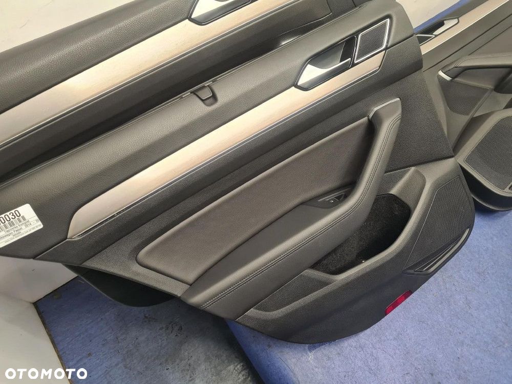 VOLKSWAGEN PASSAT B8 KOMBI TAPICERKA KOMPLET TITANSCHWARZ - 7