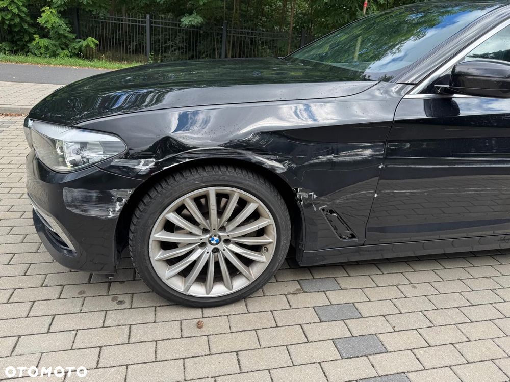 BMW Seria 5 520d Luxury Line sport - 4