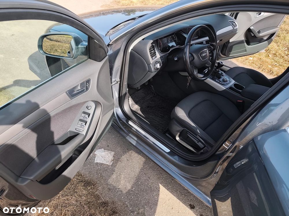 Audi A4 Avant 2.0 TDI DPF Attraction - 10