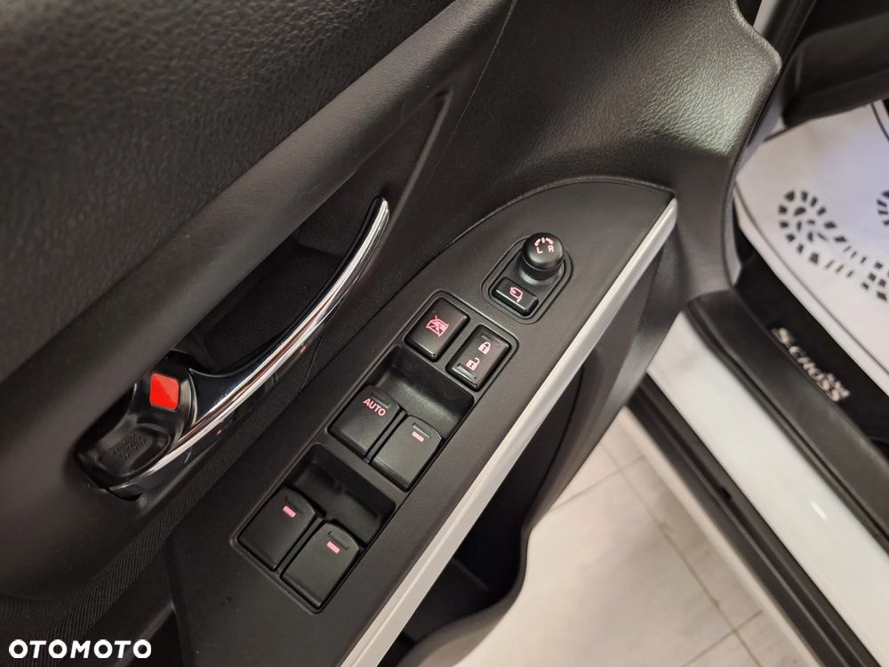 Suzuki SX4 S-Cross 1.4 Boosterjet Allgrip Comfort+ - 29