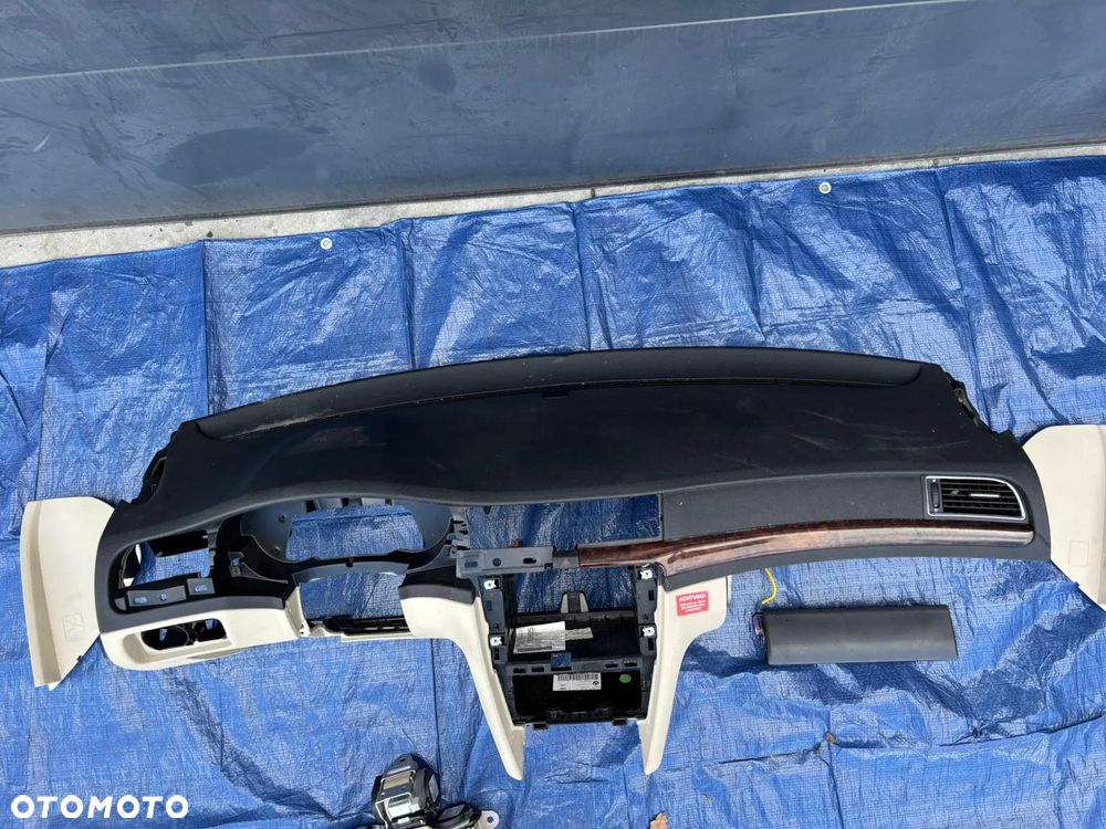 Skoda Superb II deska rozdzielcza konsola europa napinacze airbag - 1