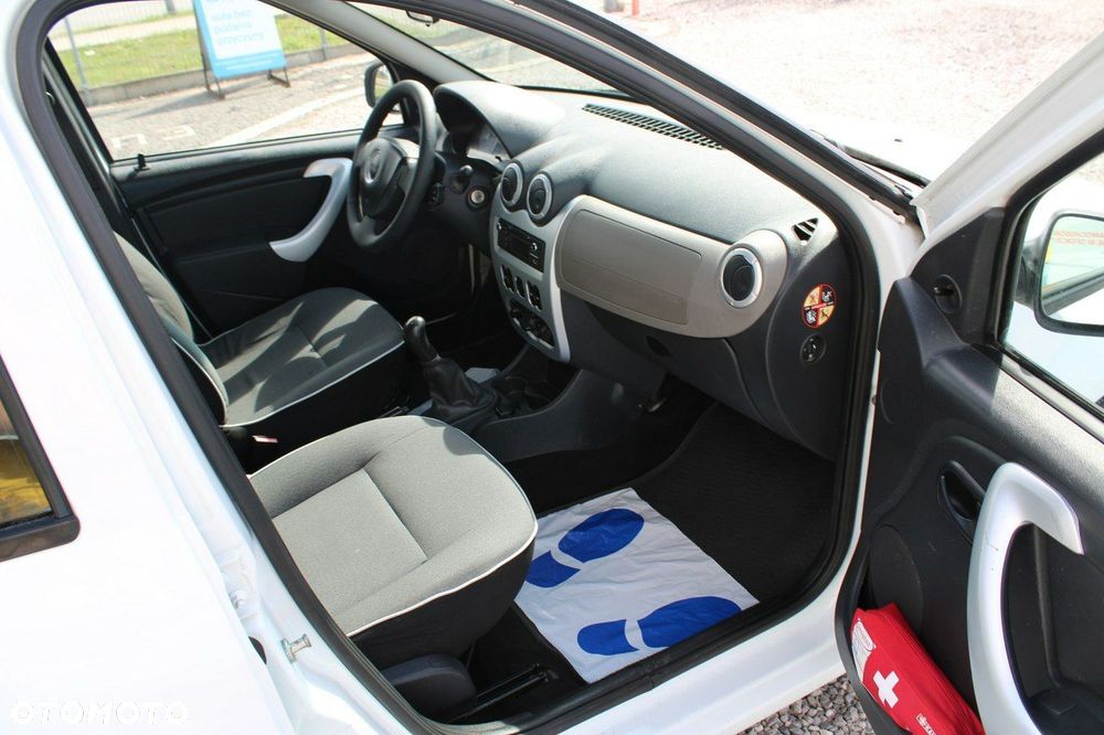 Dacia Logan - 19