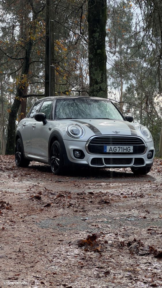 MINI 5 Portas Cooper Premium Plus JCW Auto - 10