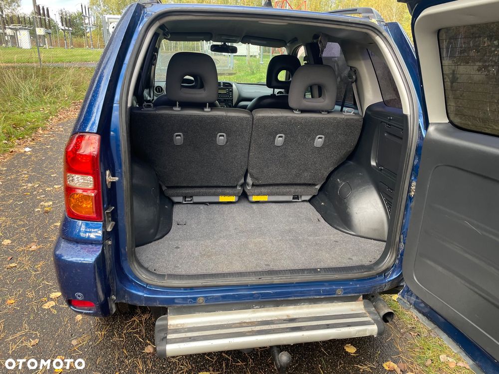 Toyota RAV4 - 11