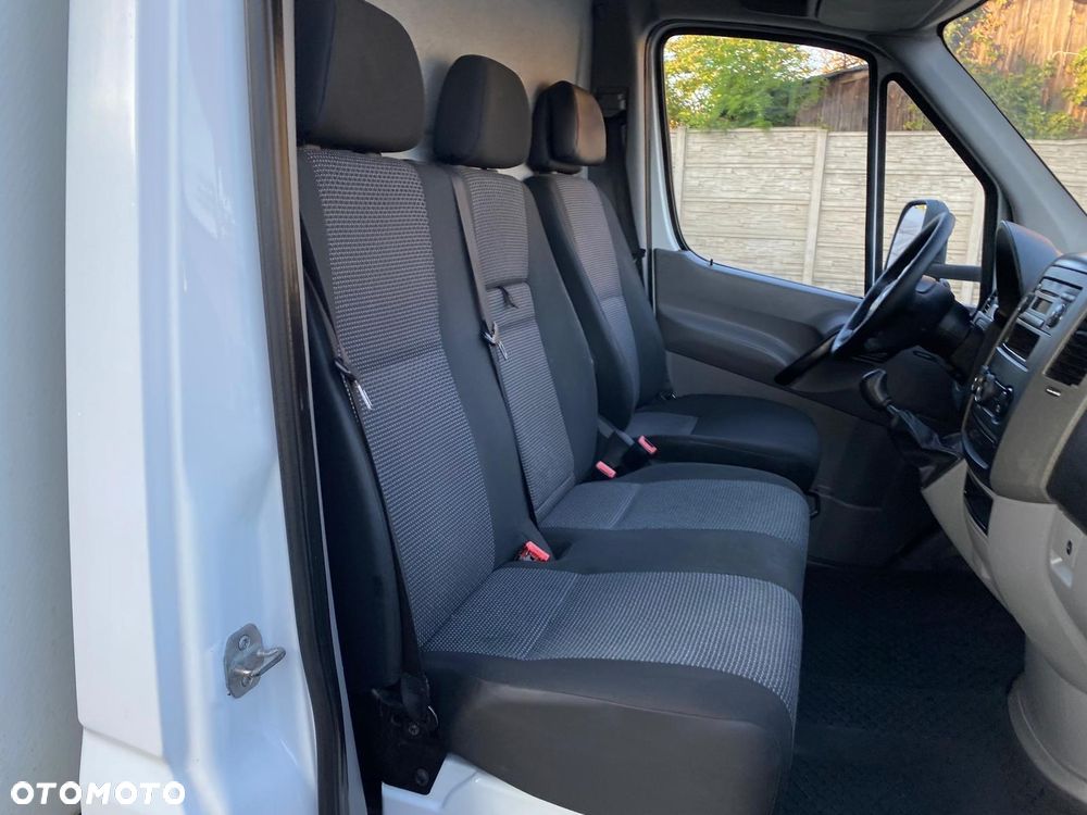 Mercedes-Benz Sprinter - 17