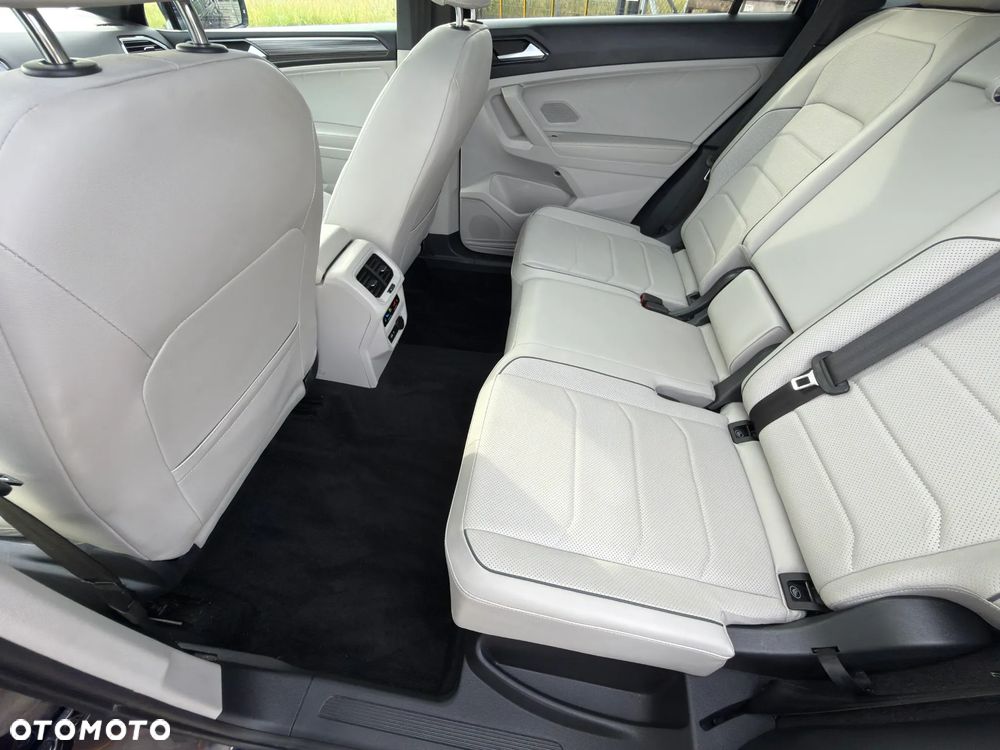 Volkswagen Tiguan 2.0 TSI 4Mot R-Line DSG - 36