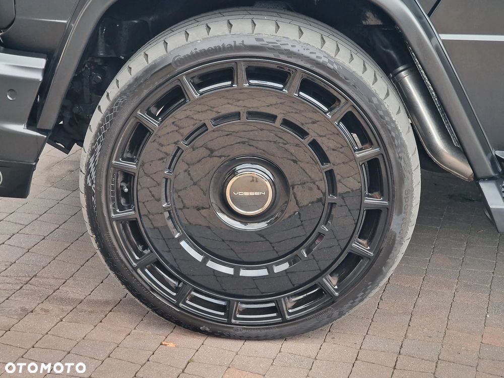 Mercedes-Benz Klasa G 63 AMG AMG SPEEDSHIFT 7G-TRONIC - 19
