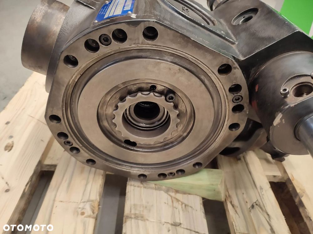 Atak Massey Ferguson 9407 (34x9)(212469-003) - 8