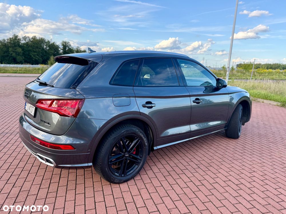 Audi Q5 55 TFSI e Quattro S Line S tronic - 24