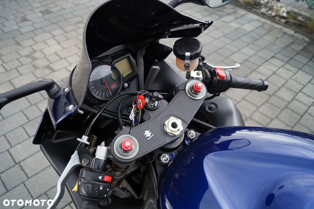 Suzuki GSX-R - 12