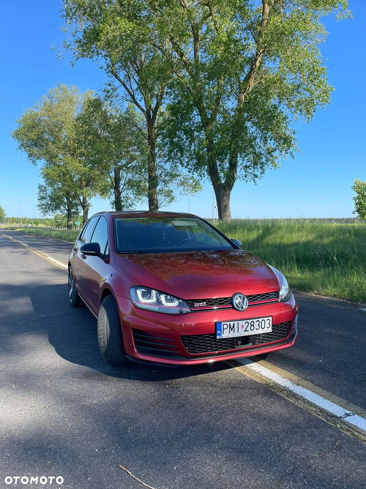 Volkswagen Golf 1.6 TDI BlueMot Comfortline DSG - 3