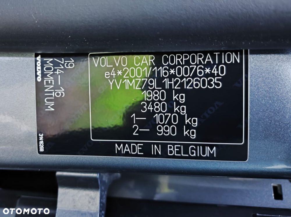 Volvo V40 D3 Momentum - 35