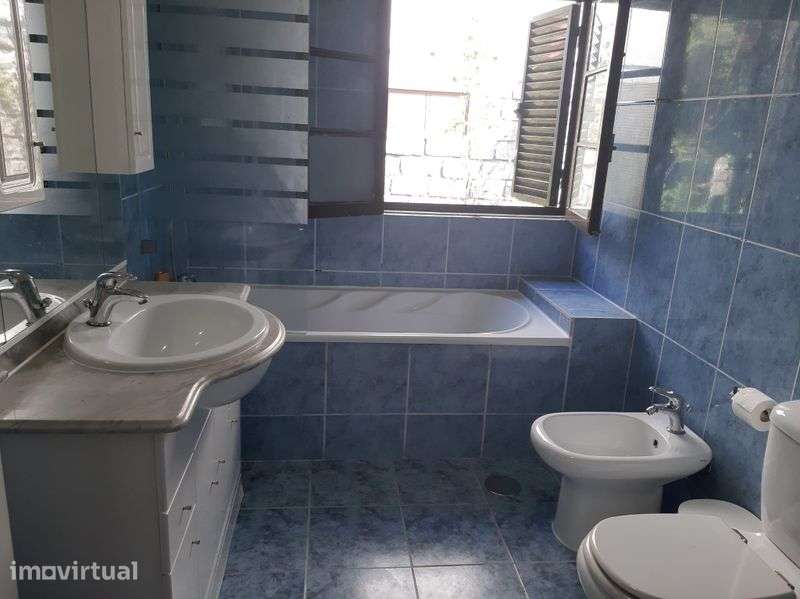 Casa para alugar - Grande imagem: 2/5