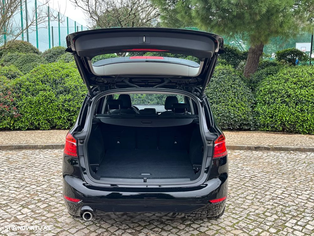 BMW 216 Gran Tourer d - 14