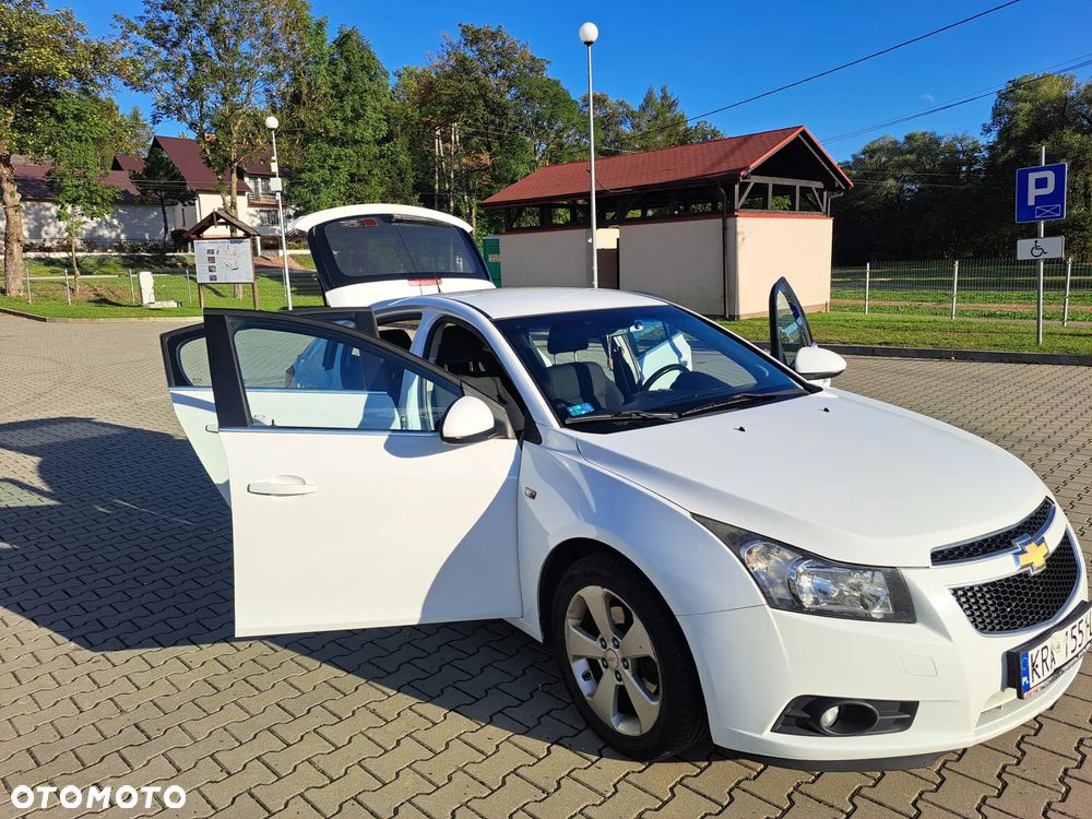 Chevrolet Cruze 1.7 D LT+ - 4