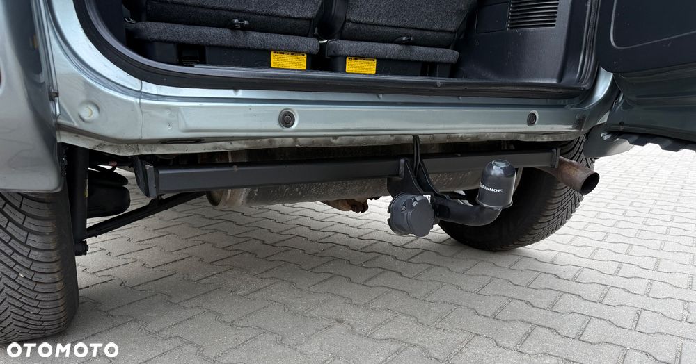 Toyota RAV4 - 30
